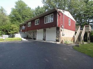 19 Relyea Ter, Wappingers Falls, NY 12590