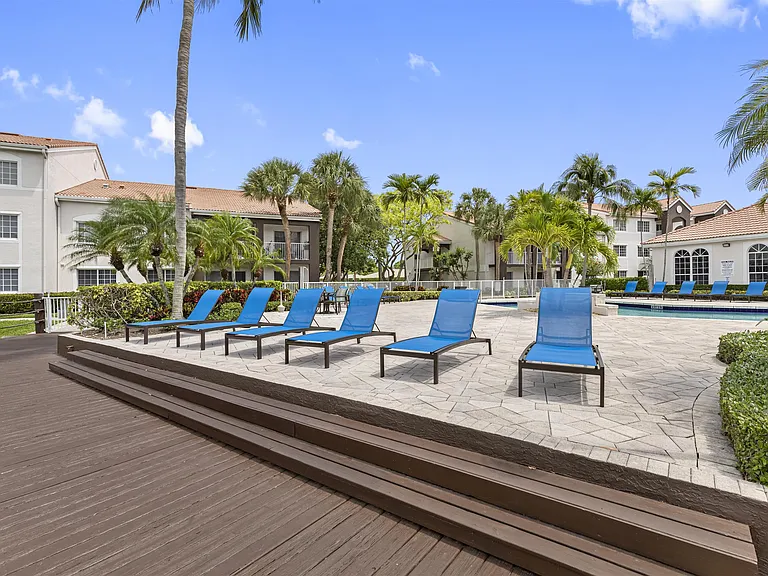Delray Beach, FL Apartments for rent | The Fountains at Delray Luxury Apartments