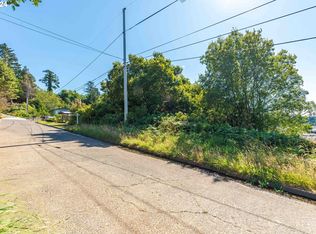 0 Monroe St, North Bend, OR 97459