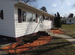 2131 Westview Ave, Waterloo, IA 50701