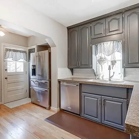 3 bed, 1448 sqft, $3,100 — Photo 4