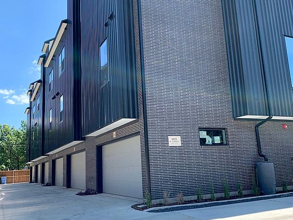 3rd image of 1832 N Garrett Ave Unit 102