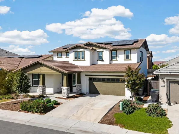 6081 W Summerwind Dr, Roseville, CA 95747