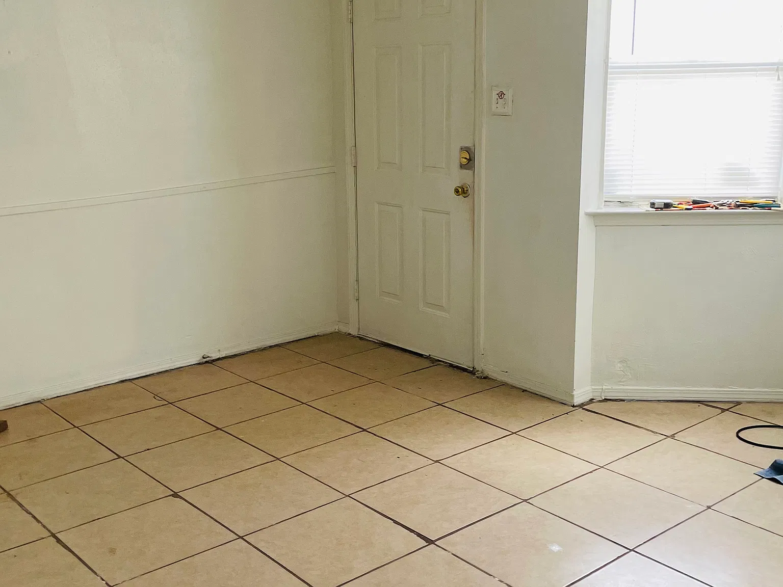 1511 Kings Rd — Photo 4