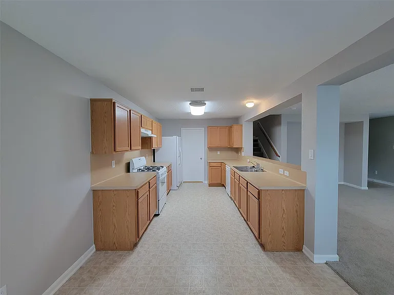 20759 Cypress Crescent Ln — Photo 11