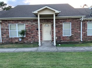 1327 Queens Rd, Pasadena, TX 77502