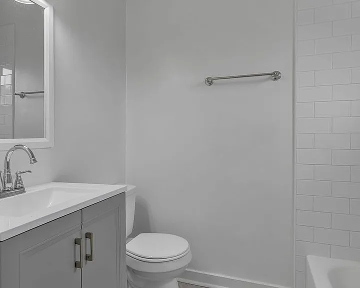 2714 Jefferson St — Photo 35
