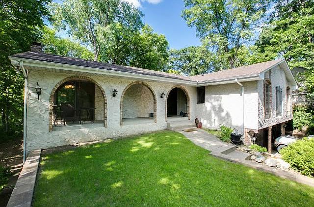 1st image of 1909 N Park Dr