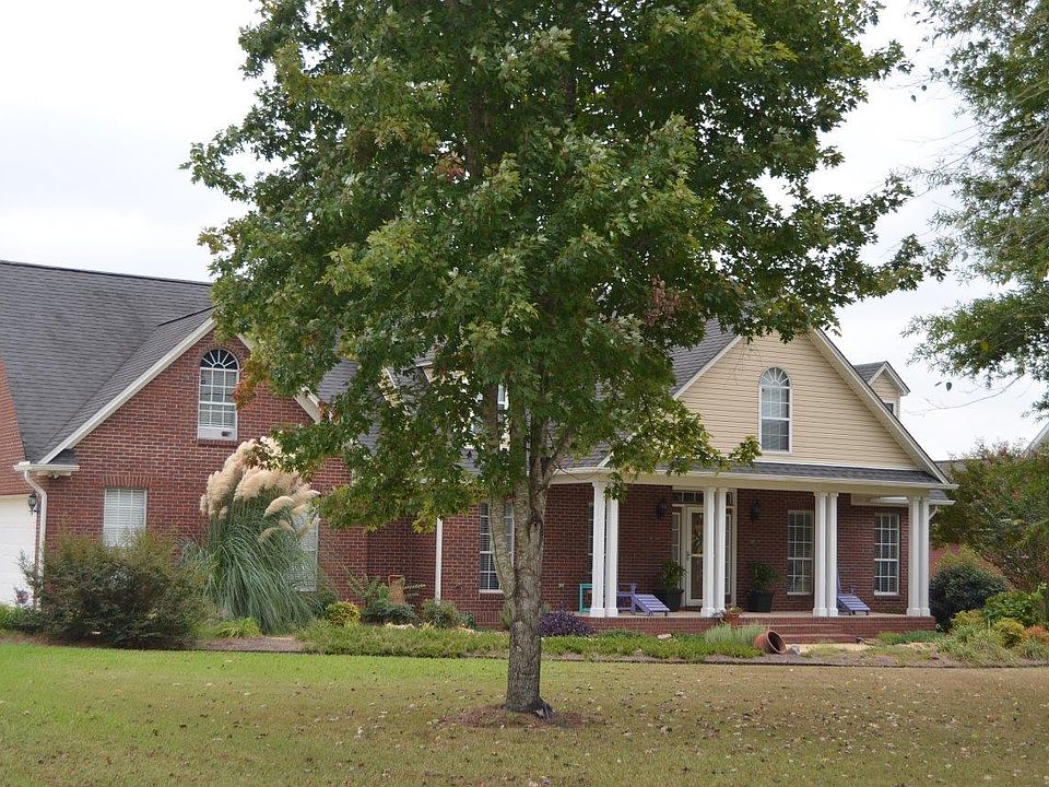 1st image of 124 Cotton Gin Ln