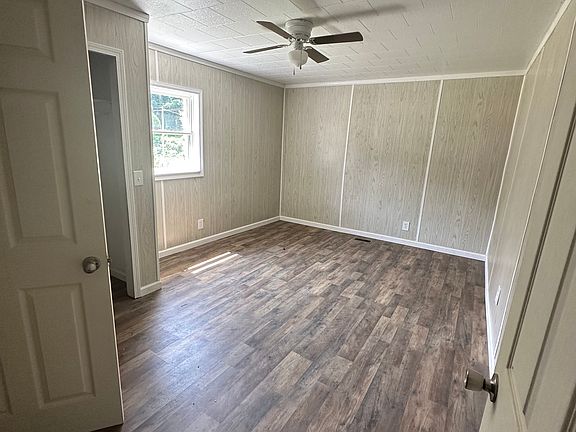 5th image of 28 W Main St #3