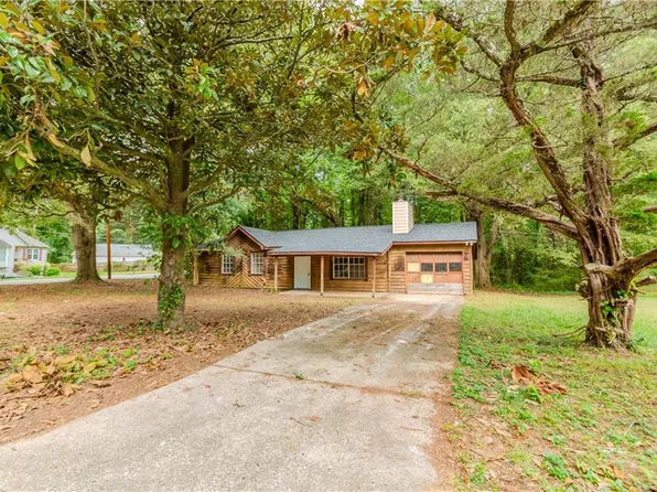 20 Skylark Ln, Jonesboro, GA 30238