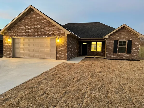 325 Stella Dr, Bono, AR 72416