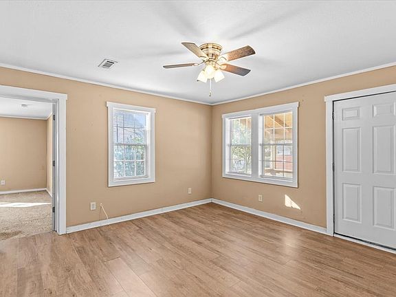 3rd image of 304 Main St