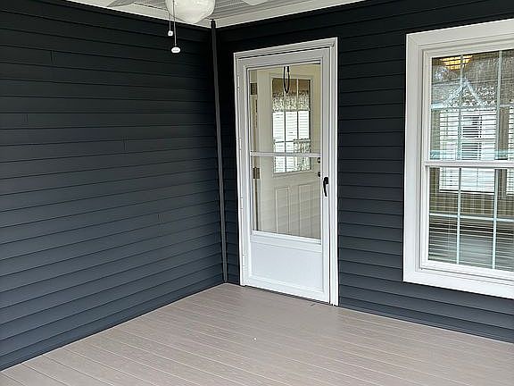 Rear deck