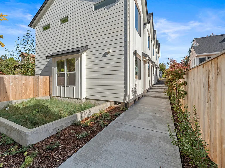 5175 SE 28th Ave — Photo 23