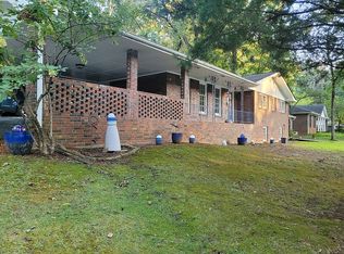 805 Hickory Ln, Lawrenceville, GA