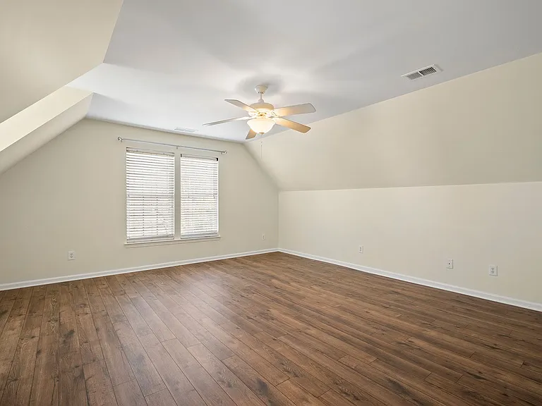 9718 Mitchell Glen Dr — Photo 35