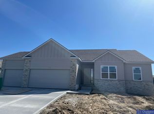 5109 N 210th St, Elkhorn, NE 68022