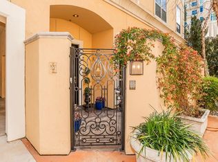 2300 Leonard St APT 100, Dallas, TX 75201