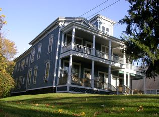 329 Macarthur Pkwy APT 3, Oneida, NY 13421