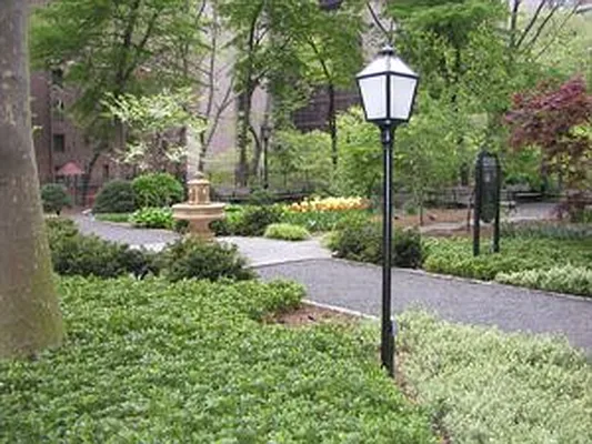 Rented by Steven Corcoran Real Estate | media 18