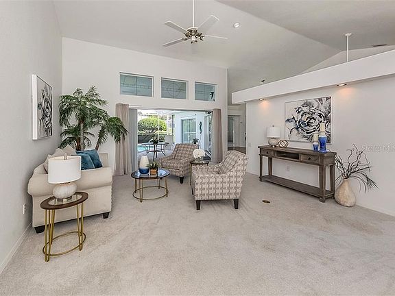 2nd image of 4956 Stonecastle Dr