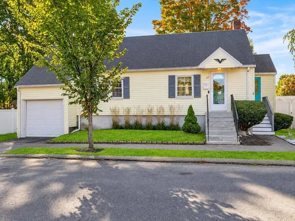 17 Hood Rd, Danvers, MA 01923