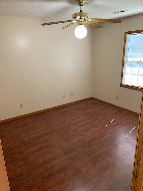 2 bed, $1,070 — Photo 3
