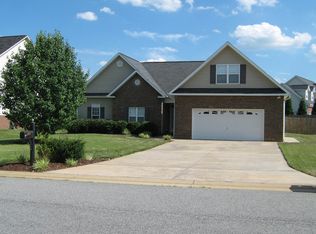 811 Lisa Run Ct, Kernersville, NC 27284