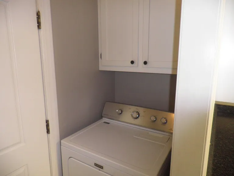 1207 Silverhill Ct — Photo 7