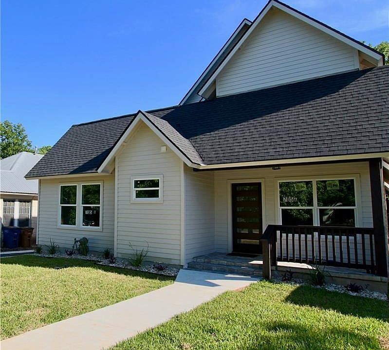 1st image of 705 Harris Dr #A