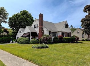 75 Boulevard Ave, Lincoln, RI 02865