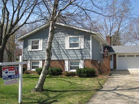 1st image of 114 Patricia Dr