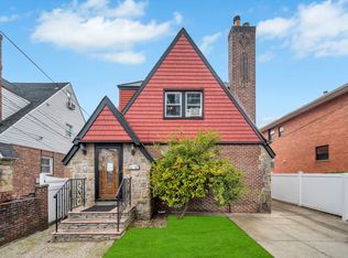 8458 Homelawn St, Jamaica, NY
