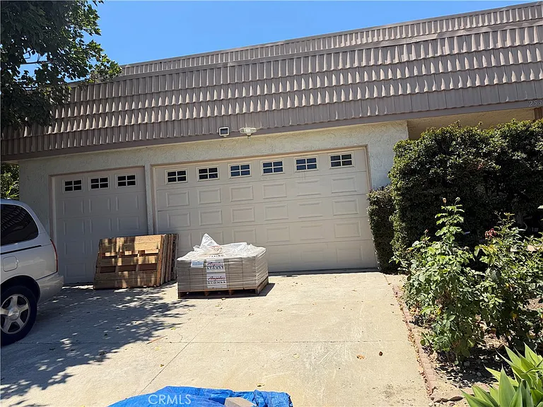 25311 Hillary Ln — Photo 25