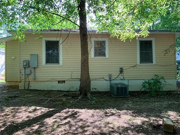 2nd image of 412 Reynolda Dr