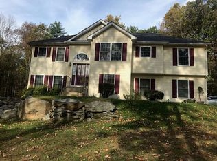 115 Columbine Ln, Milford, PA 18337