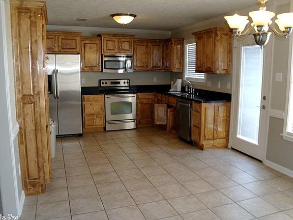 4th image of 735 Graham Rd