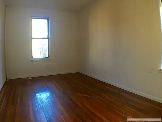 Rented by Sovereign Associates | media 18