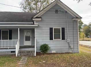 609 S Main St, Darlington, SC 29532