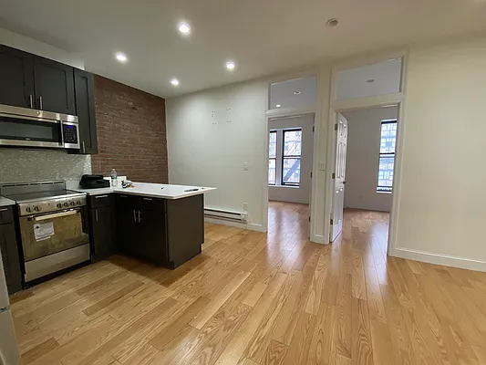 Rented by Urban Real Estate Property Group Inc | media 12