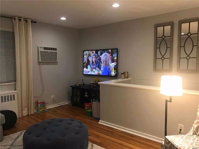 1st image of 13519B Jewel Ave #B