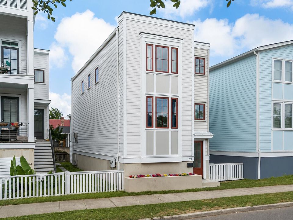 1st image of 192 President St