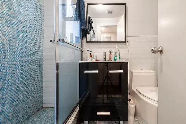 Rented by Hagstrom Management Inc | media 15