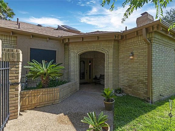 3rd image of 10217B River Plantation Dr