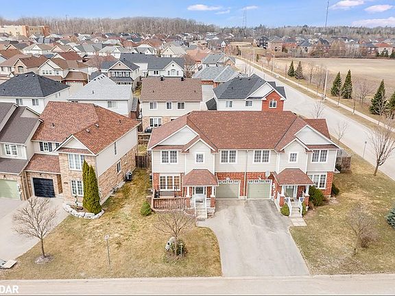 2nd image of 94 Thrushwood Dr