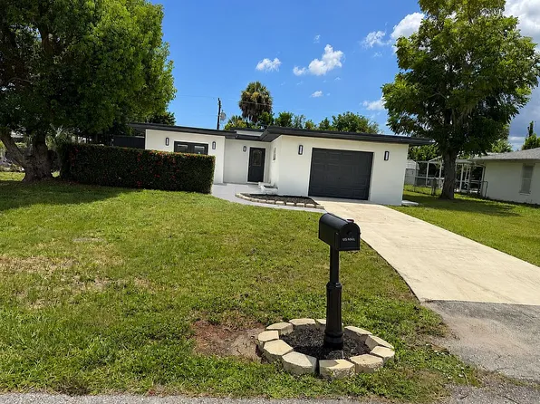 22159 Oneida Ave, Pt Charlotte, FL 33952