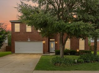 7704 Swan Park Dr, Denton, TX 76210