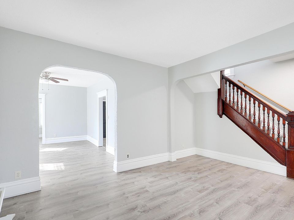 1st image of 822 Charles Ave