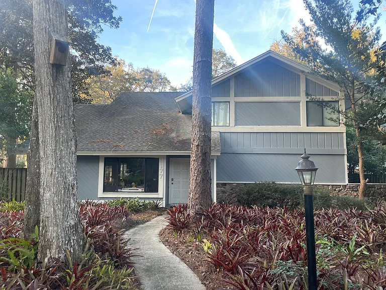 1177 Natures Hammock Rd N — Photo 14